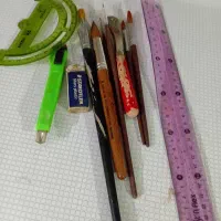 قلم و لوازم نقاشی