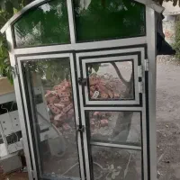 دو پنجره و یک درب آلومینیومی