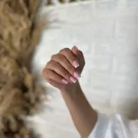 نیازمند دستیار ناخن
