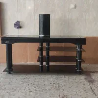 میز تلویزیون شیشه ای