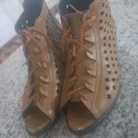 کفش|کیف، کفش، کمربند|بیرجند, |دیوار