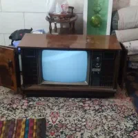 تلویزیون کمدی ومبله