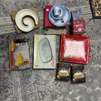 تعدادی لوازم آشپزخانه و پذیرایی