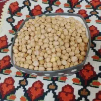 نخود محلی