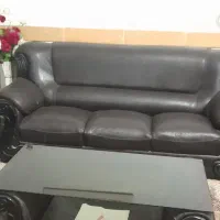 مبل چرم همراه با کاور