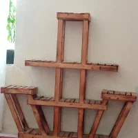 استند چوبی گلدان