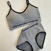 لباس زیر و ورزشی|لباس|شاهینشهر, عطار|دیوار