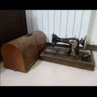 چرخ خیاطی قدیمی