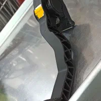 دریچه گاز برقی، پدال گاز برقی