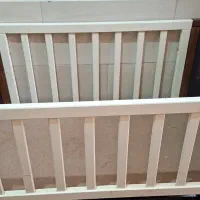 دو عدد تخت نوزاد