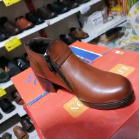 نیم بوت زنانه پالیزان|کیف، کفش، کمربند|قم, نیروگاه|دیوار