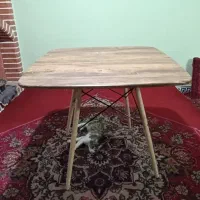 میز ام دی اف با پایه چوبی
