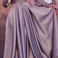 لباس جشن ساتن آمریکایی مزونی