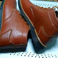 پوتین چرم درجه دوم مقطوع ۷۵۰ هزار تومان|کیف، کفش، کمربند|رشت, کوی حسینی|دیوار