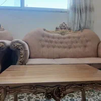 فروش یک دست مبل ۷ نفر با رنگ قهوهایی روشن