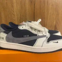 کتونی Dior|کیف، کفش، کمربند|تهران, ایوانک|دیوار