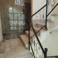 نظافت پله و پارکینگ