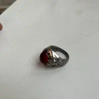 انگشتر و دستبند