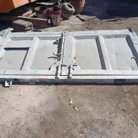 درب عقب بنز