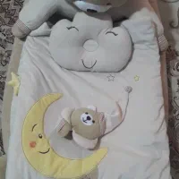 تشک غلت گیرنوزاد همراه بالش شیردهی و لحاف