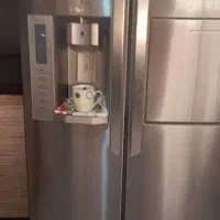 یخچال ساید بای ساید مدل ال‌جی  به علت جابجایی