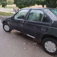 پژو۲۰۰۰ مدل ۱۳۷۷