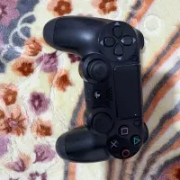 دسته ی اصلی ps4 در حد نو