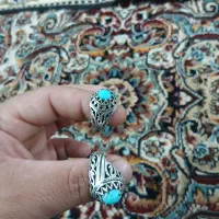 دو انگشتر فیروزه|جواهرات|زاغه, |دیوار