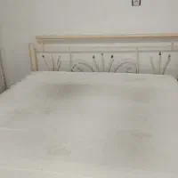 تخت خواب دونفره فلزی بدون خوش خواب