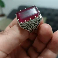 انگشتر یاقوت سرخ