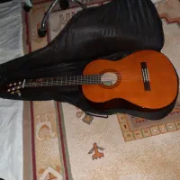 گیتار یاماها C70