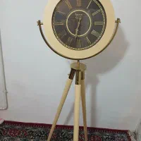ساعت سه پایه ۲۰۰۰۰۰۰