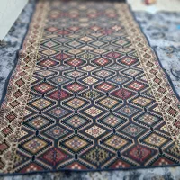 تشک یه نفره و دوتکه کنار فرشی