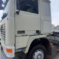 کشنده اف۱۲|خودرو سنگین|گلوگاه, |دیوار