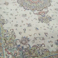 دو عدد فرش تمیز ۱۲متری و ۹متری