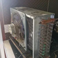 کندانسور خنک کننده و دستگاه همزن با موتور بزرگ
