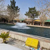 باغچه رستوران ۲۰۰۰ متر