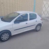 یک دستگاه خودروی ۲۰۶|خودرو سواری و وانت|خمینی‌شهر, |دیوار