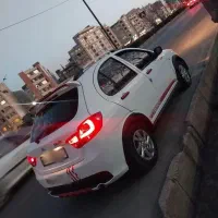 کوییک R اسپرت قرمز و سفید مدل ۹۹|خودرو سواری و وانت|خرم‌آباد, |دیوار