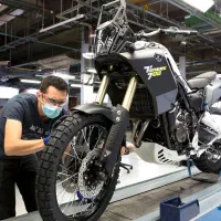 استخدام در صنعت موتور