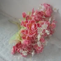 تعدادی گل|گل مصنوعی|گناباد, |دیوار