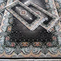 یک جفت فرش ۹متری +۴متری و دوعدد پادری ۱۲۰۰شانه