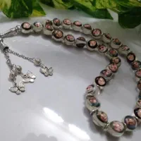 تسبیح و اویزی چهره