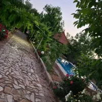 باغ-دربست-سپیدان-هماشهر