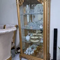 بوفه طلایی