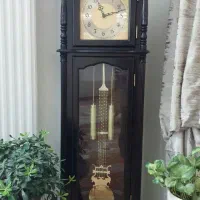 ساعت چوبی ایستاده کاملا سالم