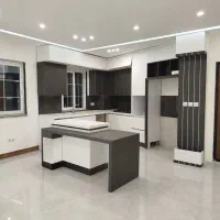 آپارتمان  تک واحده ۱۱۰متری قلب شهر