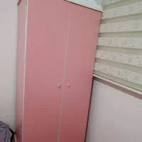 تخت و کمد