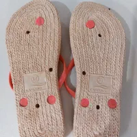 دمپایی نو|کیف، کفش، کمربند|قم, بنیاد|دیوار