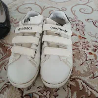 نیم بوت وکتونی سالم وتمیز|کیف، کفش، کمربند|اندیشه, اندیشه فاز ۳|دیوار